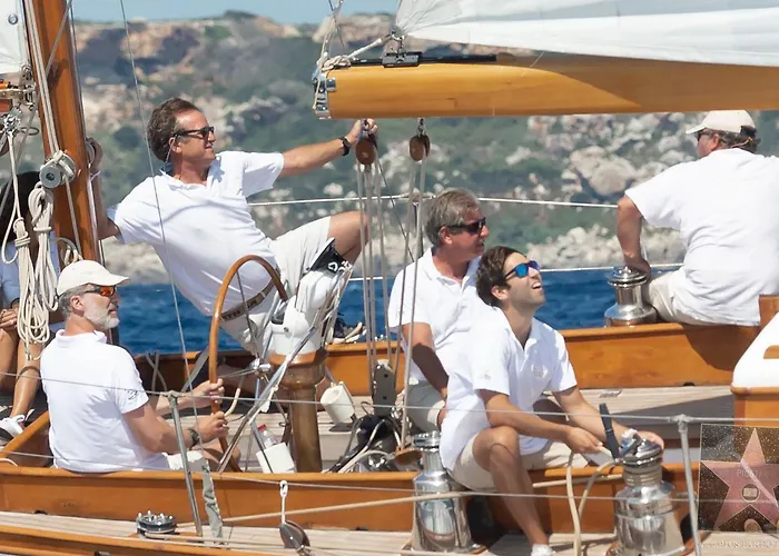 Moderne- Frische Familienvilla Allondra By Interhome *