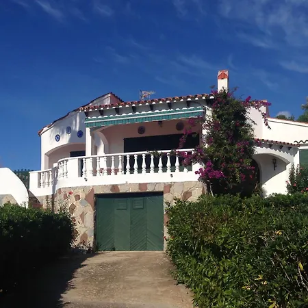 בית נופש Moderne- Frische Familienvilla Allondra By Interhome