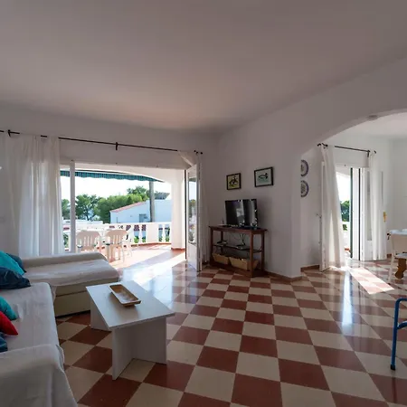 Moderne- Frische Familienvilla Allondra By Interhome בית נופש *