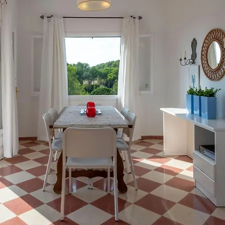 בית נופש Moderne- Frische Familienvilla Allondra By Interhome