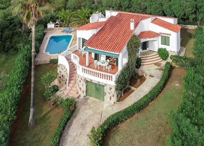 Moderne- Frische Familienvilla Allondra By Interhome בית נופש